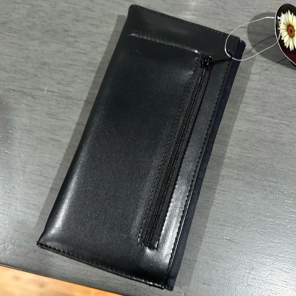 Black and Pink Floral Wallet - Picture 3 of 7